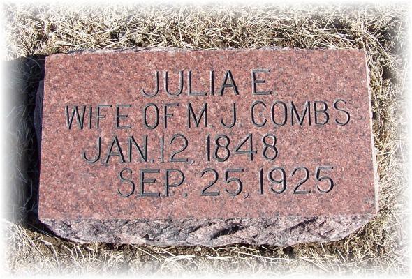 Julia (Roberts) Combs - Tombstone - Mount Vernon - Peru